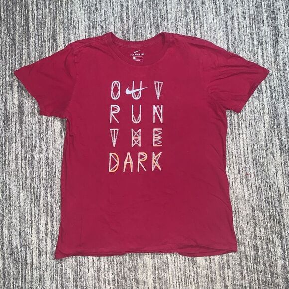 Nike Womens Size Medium Out Run the Dark Graphic T Shirt‎ Red Swoosh Logo Cotton - Picture 1 of 6